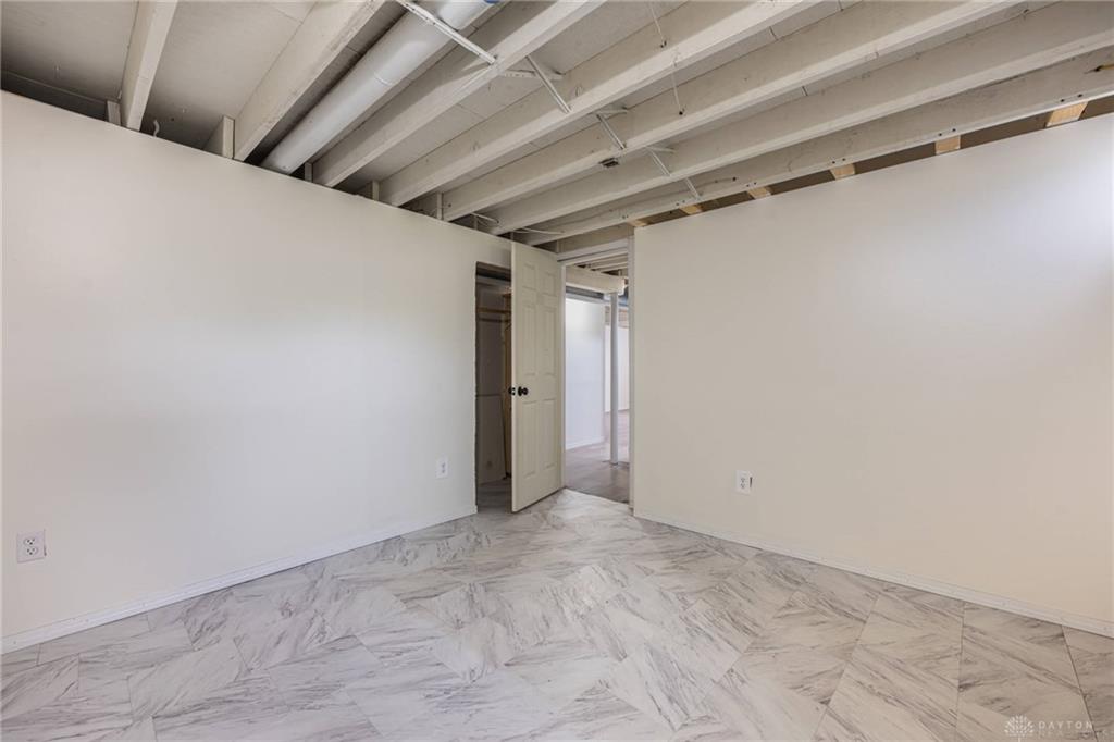 69 Blossom Property Photo 27