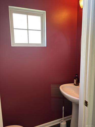 2562 King Arthur Property Photo 5