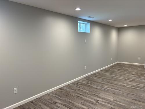 2562 King Arthur Property Photo 18
