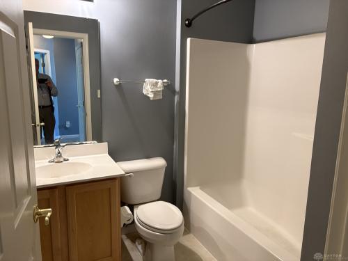 2562 King Arthur Property Photo 30