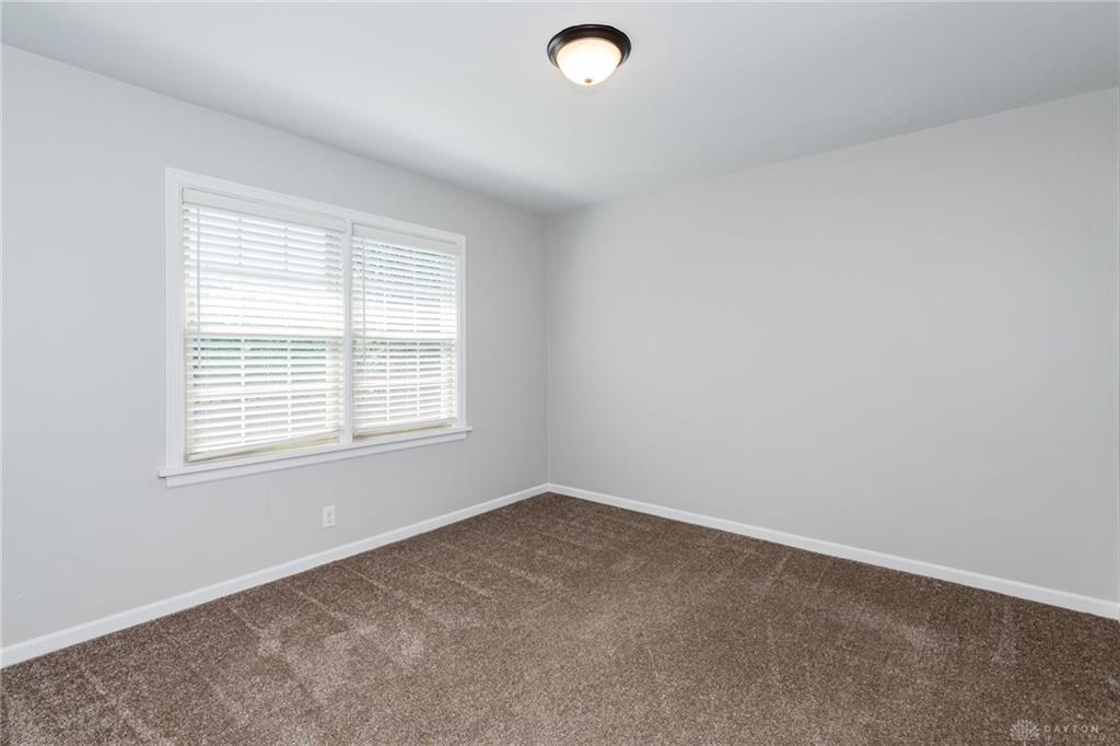 1014 Gainsborough Property Photo 4