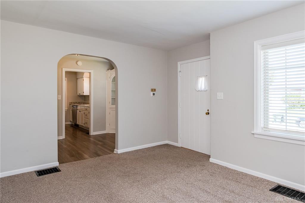 1014 Gainsborough Property Photo 8