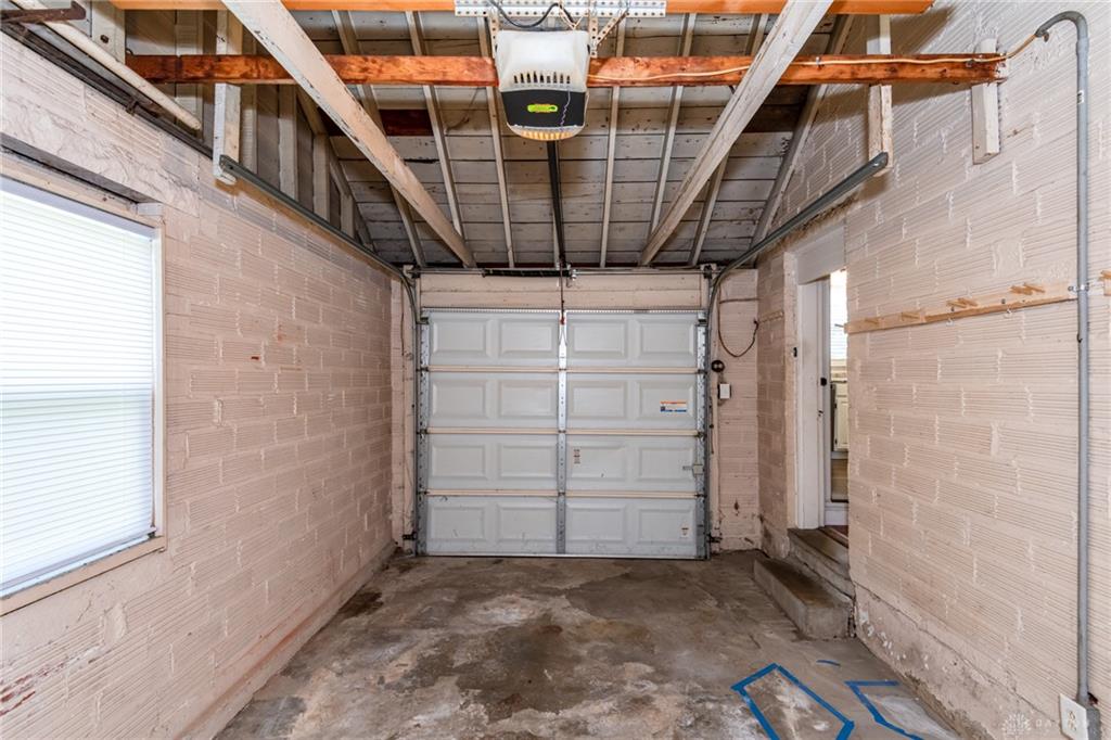 1014 Gainsborough Property Photo 27