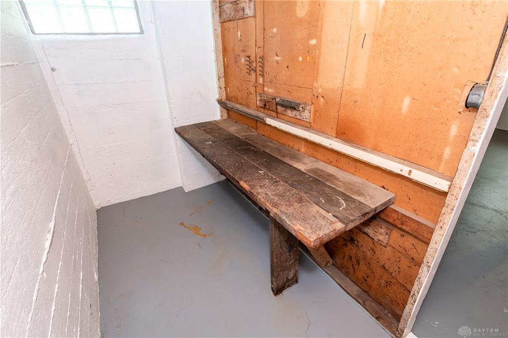1014 Gainsborough Property Photo 31