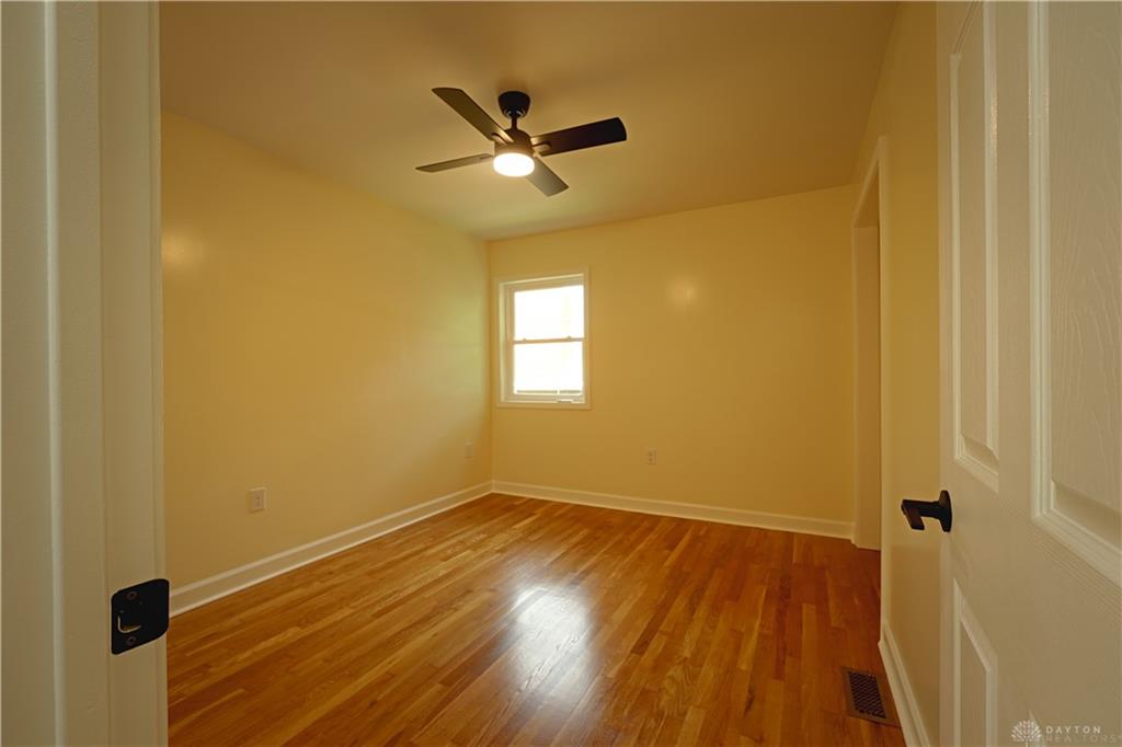 2525 Jerome Property Photo 11