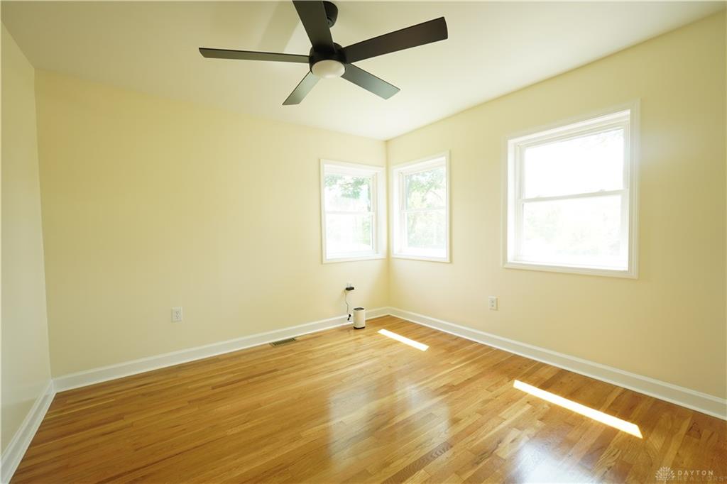 2525 Jerome Property Photo 18
