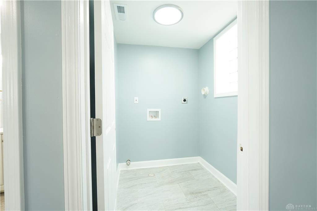 2525 Jerome Property Photo 21