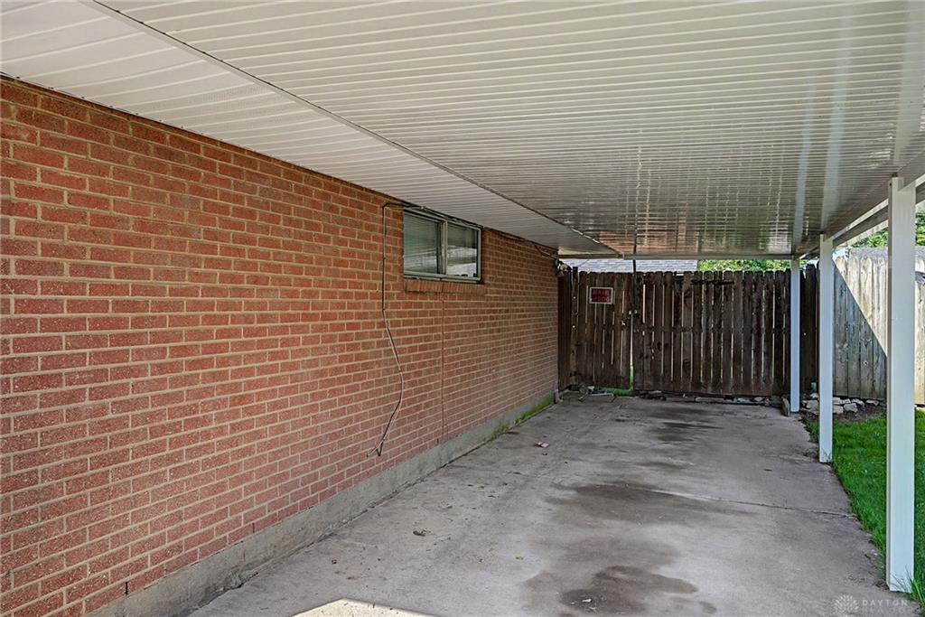 5813 Resik Property Photo 4