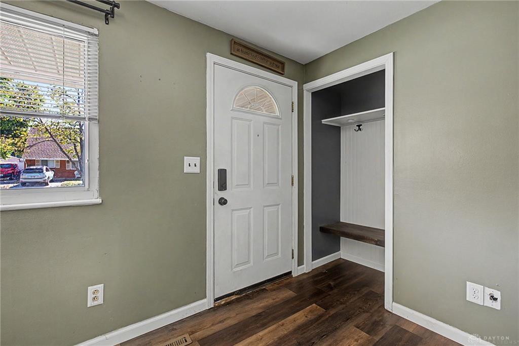 5813 Resik Property Photo 6