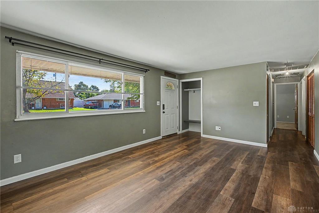5813 Resik Property Photo 9