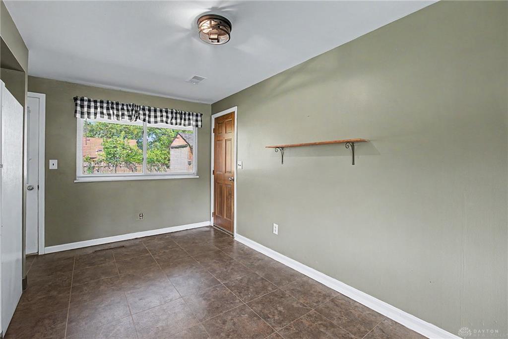 5813 Resik Property Photo 11