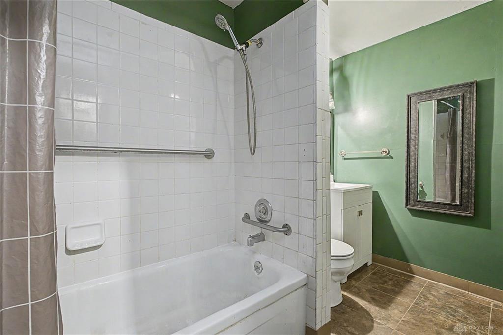 5813 Resik Property Photo 31