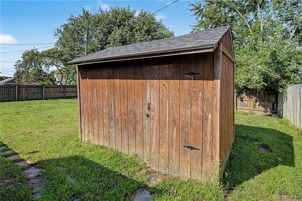 5813 Resik Property Photo 35