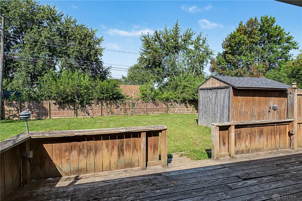 5813 Resik Property Photo 36