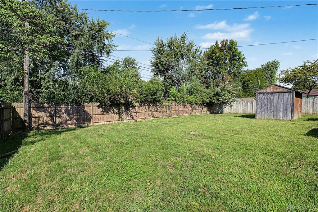 5813 Resik Property Photo 37