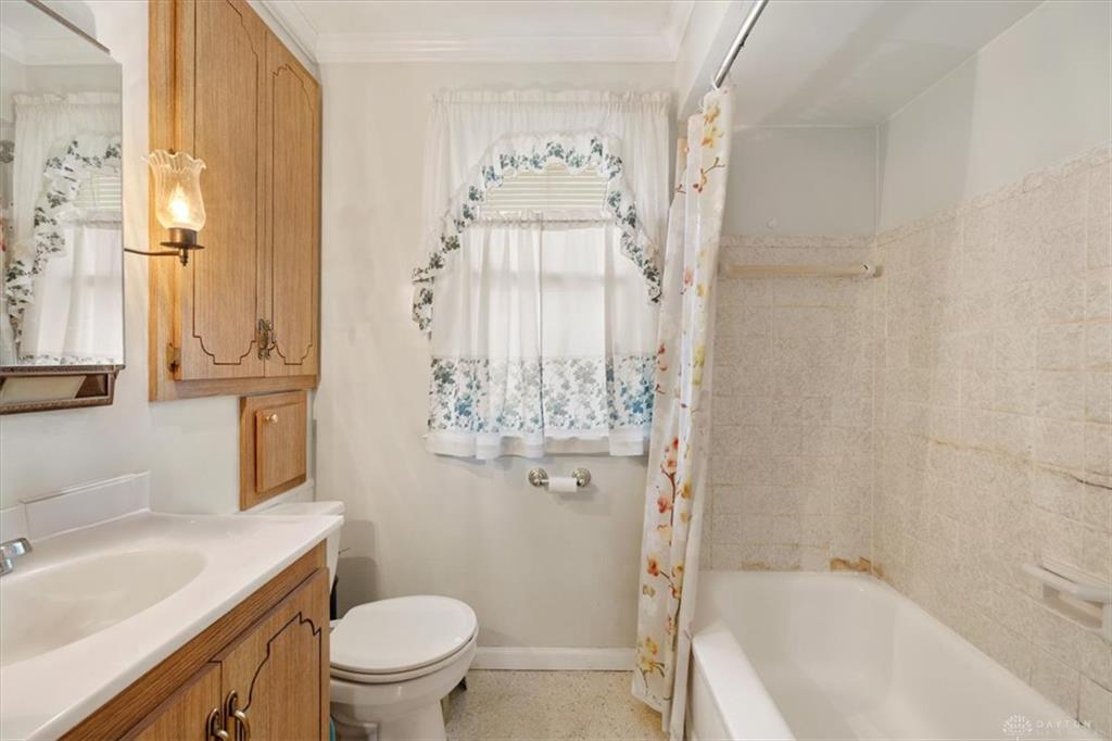 2502 Springmont Property Photo 15