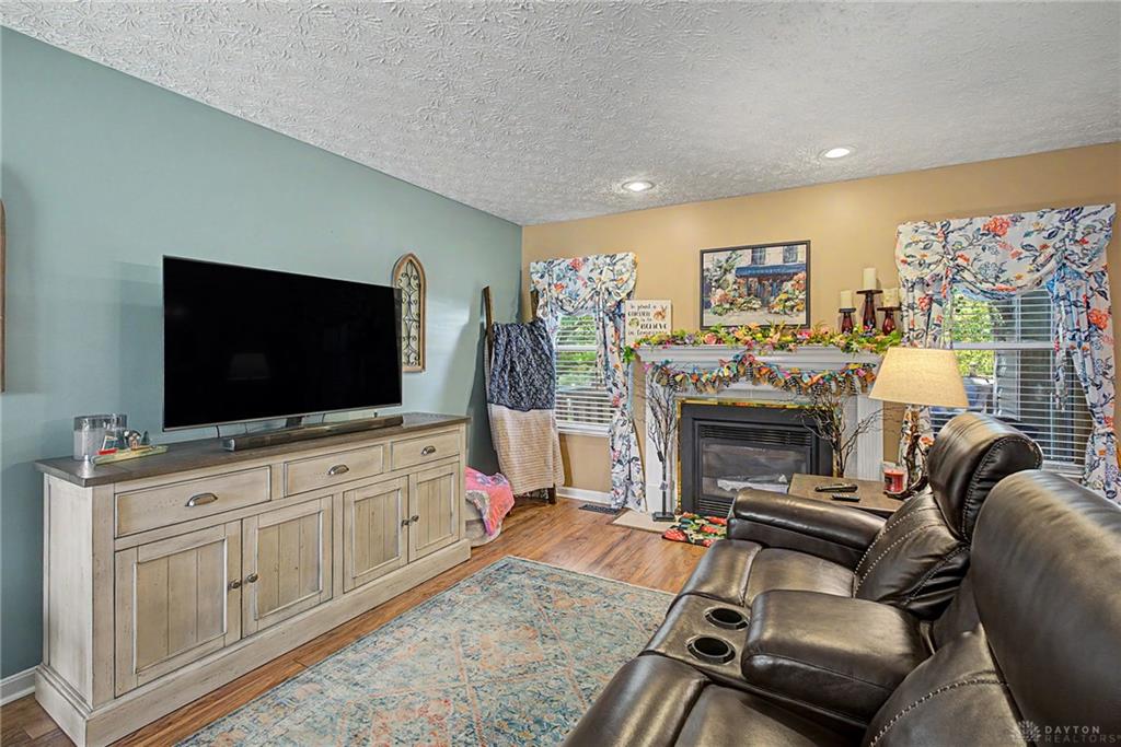 5829 Cedarwood Property Photo 9