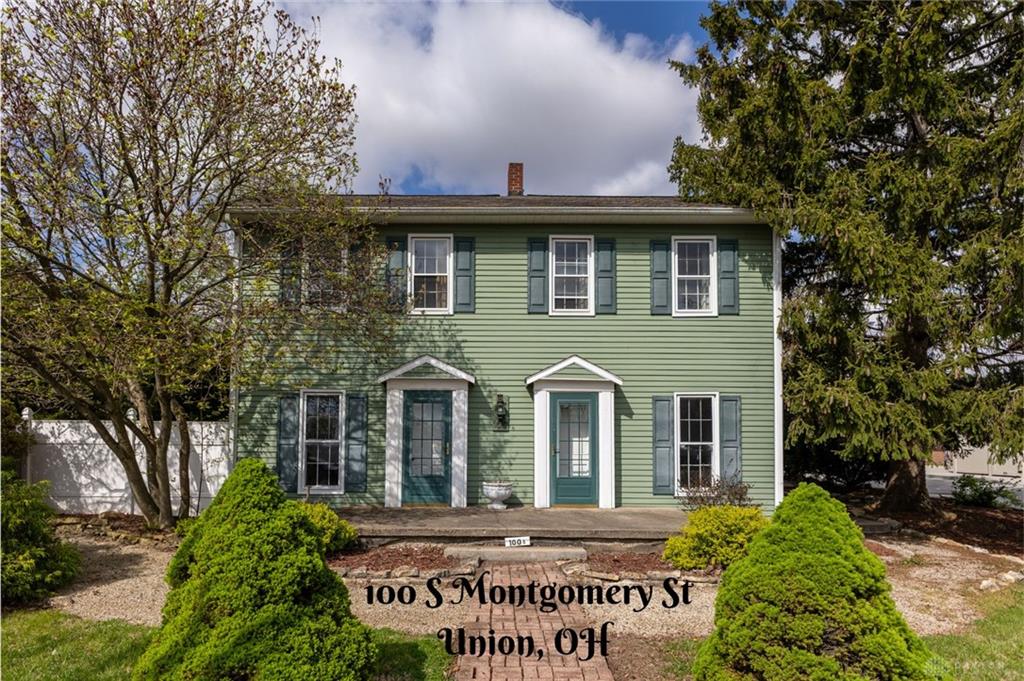 100 S Montgomery Property Photo 1