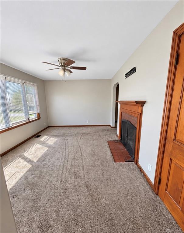 2313 Woodburn Property Photo 4