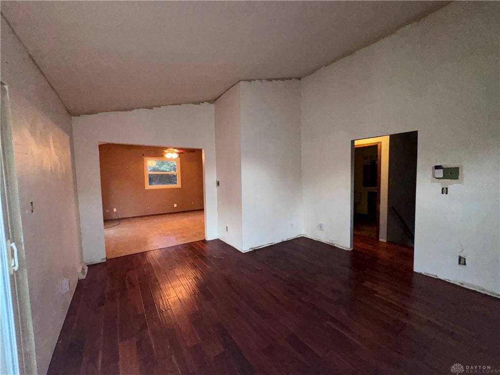 3426 Suburban Property Photo 10
