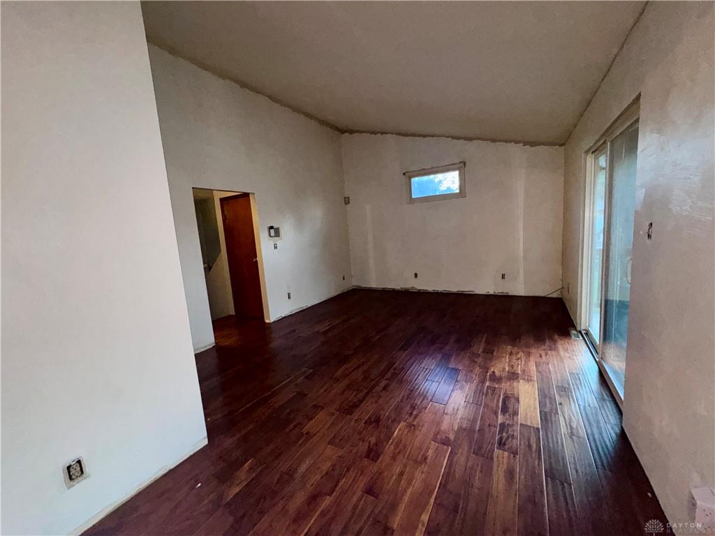 3426 Suburban Property Photo 11