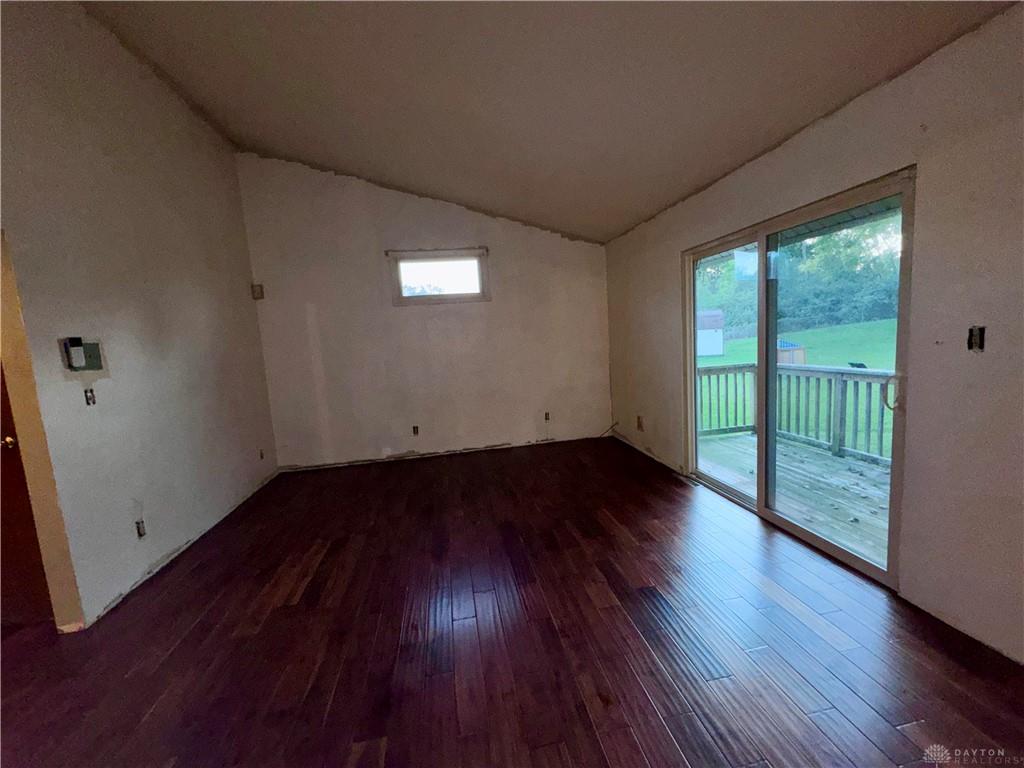 3426 Suburban Property Photo 12
