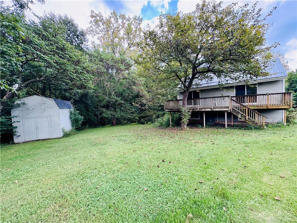 3426 Suburban Property Photo 32