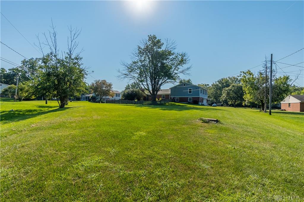 243 E Rahn Property Photo 37