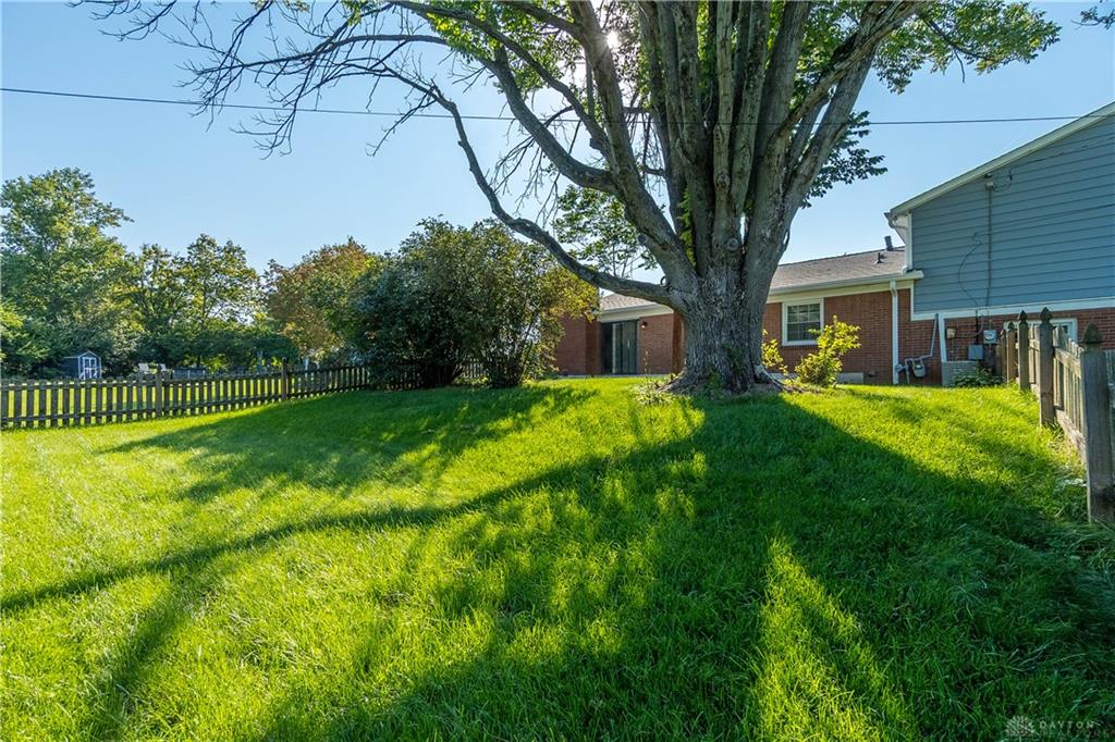 243 E Rahn Property Photo 38