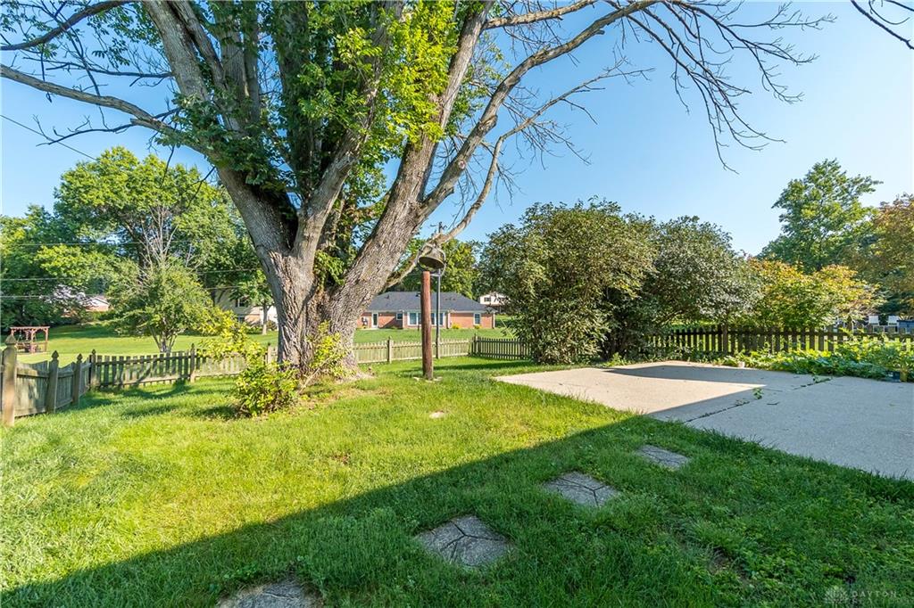 243 E Rahn Property Photo 39