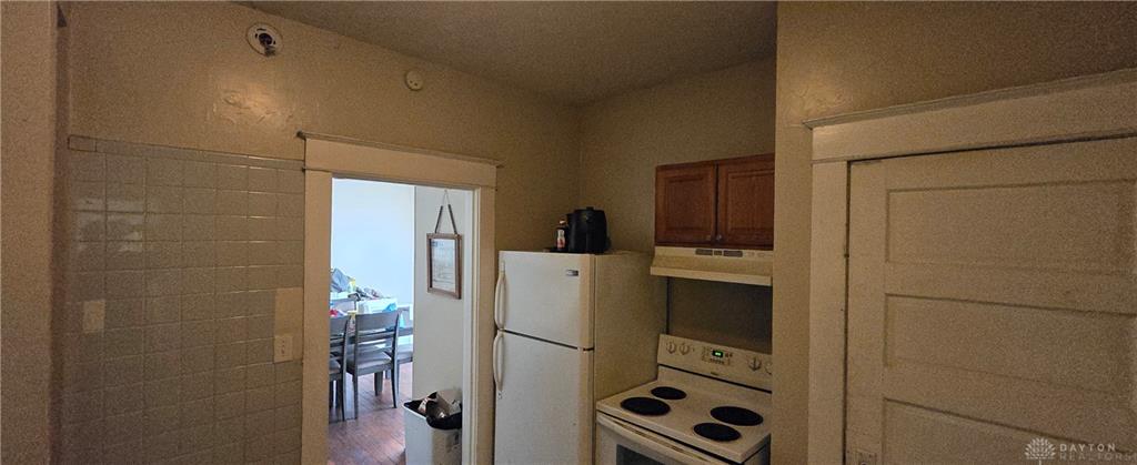 1809 Columbia Property Photo 12