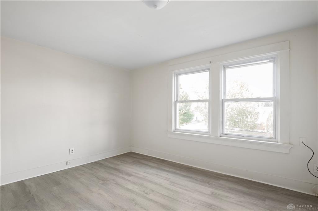 1140 Croyden Property Photo 14