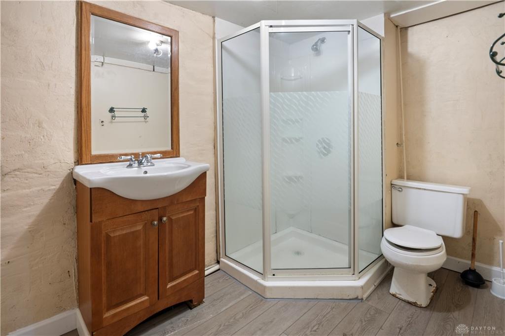 1140 Croyden Property Photo 21