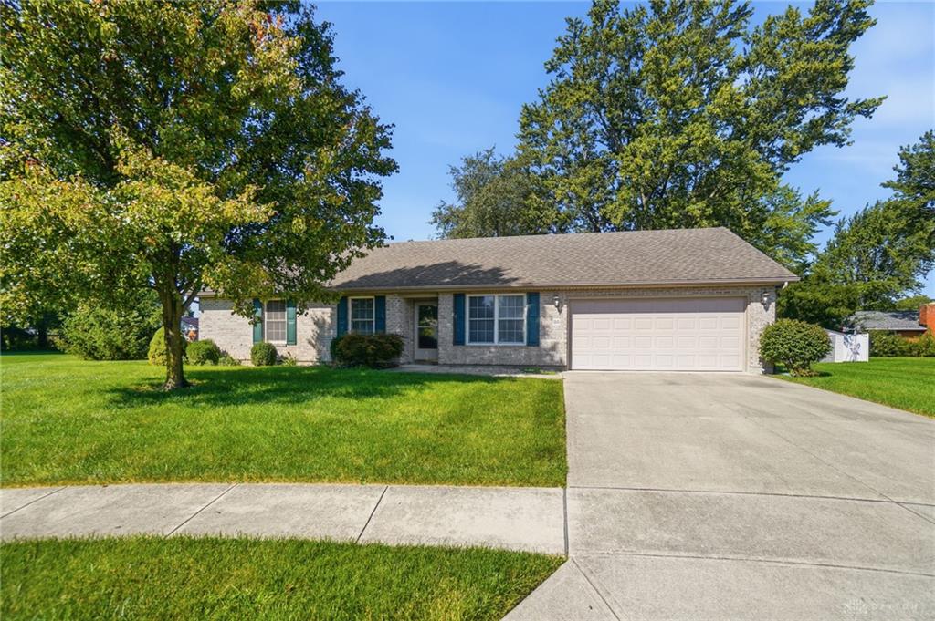 20 Ash Knoll