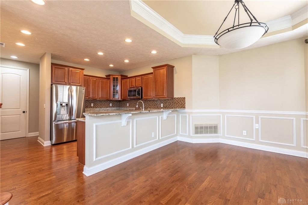 681 Mackenzie Property Photo 3