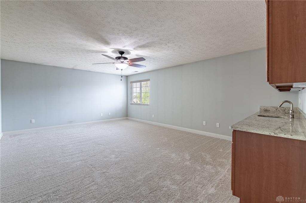 681 Mackenzie Property Photo 23