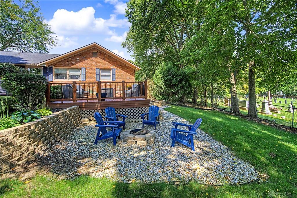 209 E Twin Property Photo 41