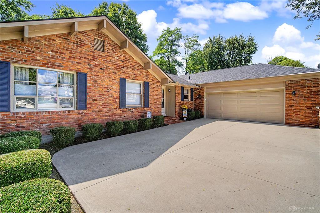 209 E Twin Property Photo 45