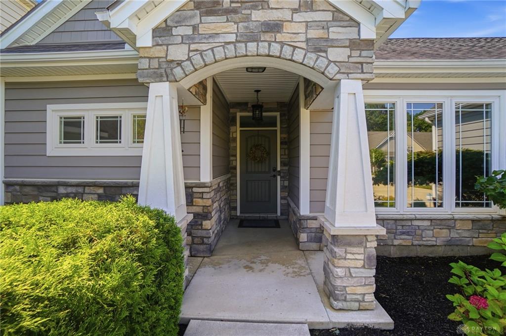 1379 Bourdeaux Property Photo 3
