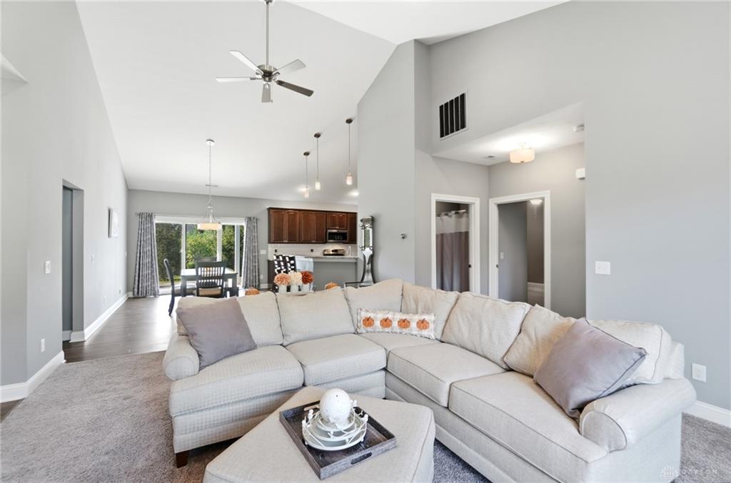 1379 Bourdeaux Property Photo 10