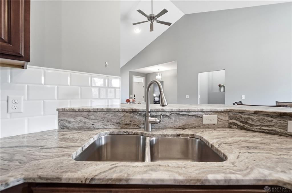 1379 Bourdeaux Property Photo 18