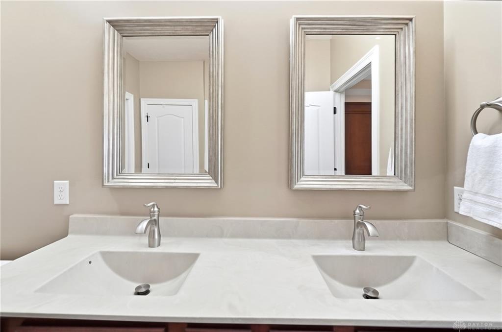 1379 Bourdeaux Property Photo 24