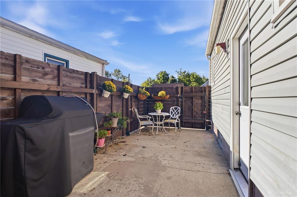1137 Highridge Property Photo 29
