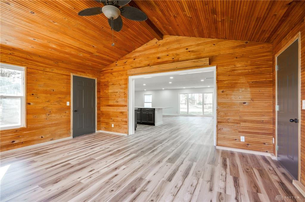 9550 Paragon Property Photo 26