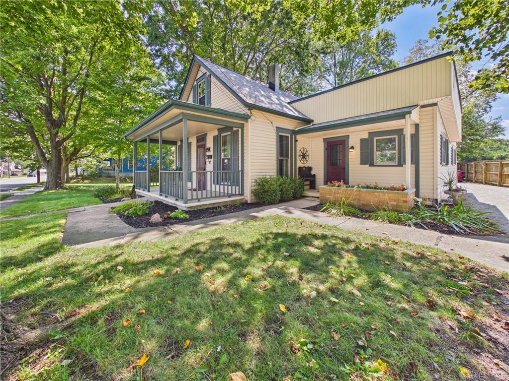 333 Hayes Property Photo 2