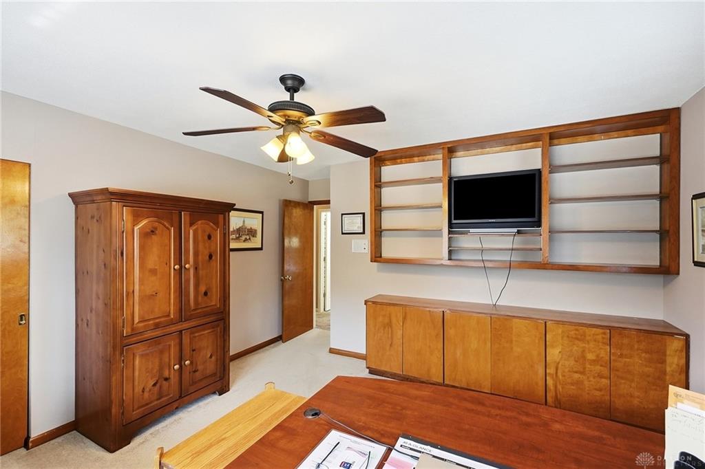 742 Hartford Property Photo 32