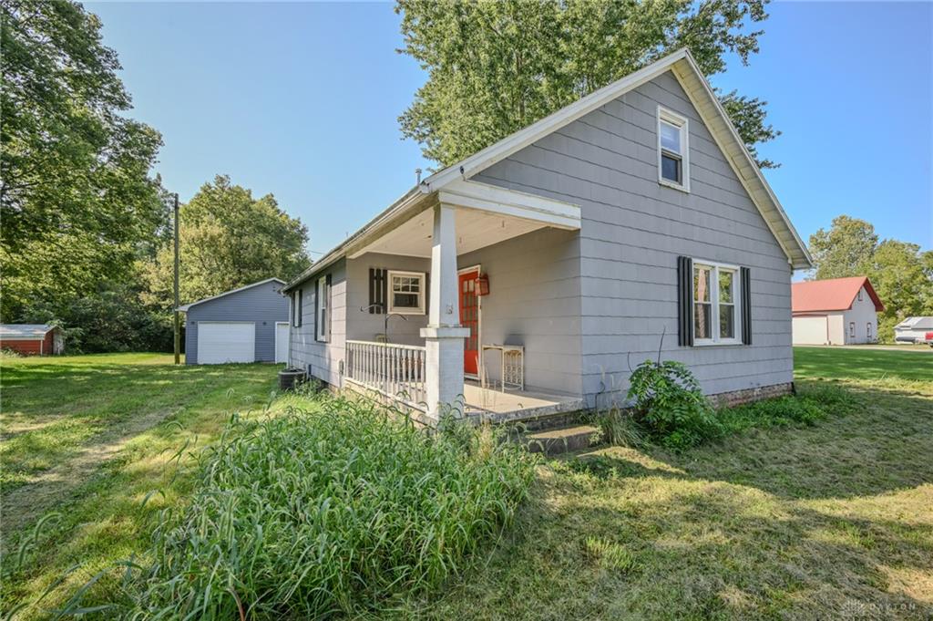 505 Sidney Property Photo 4