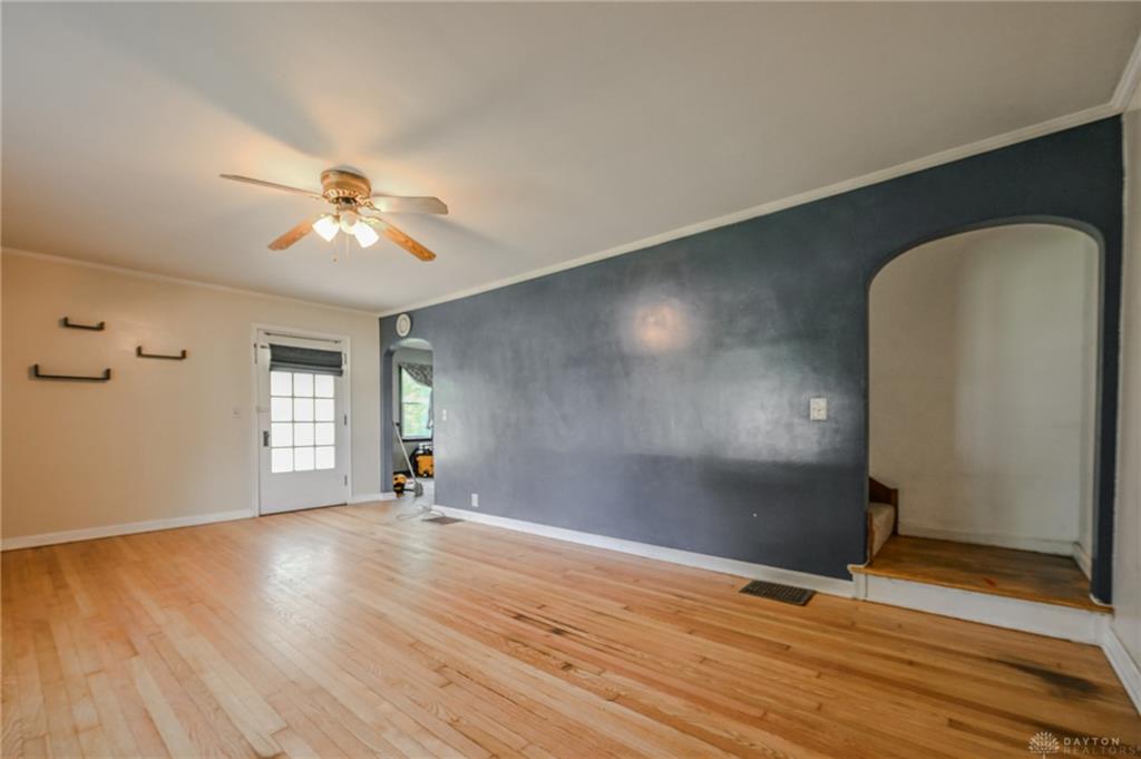 505 Sidney Property Photo 10