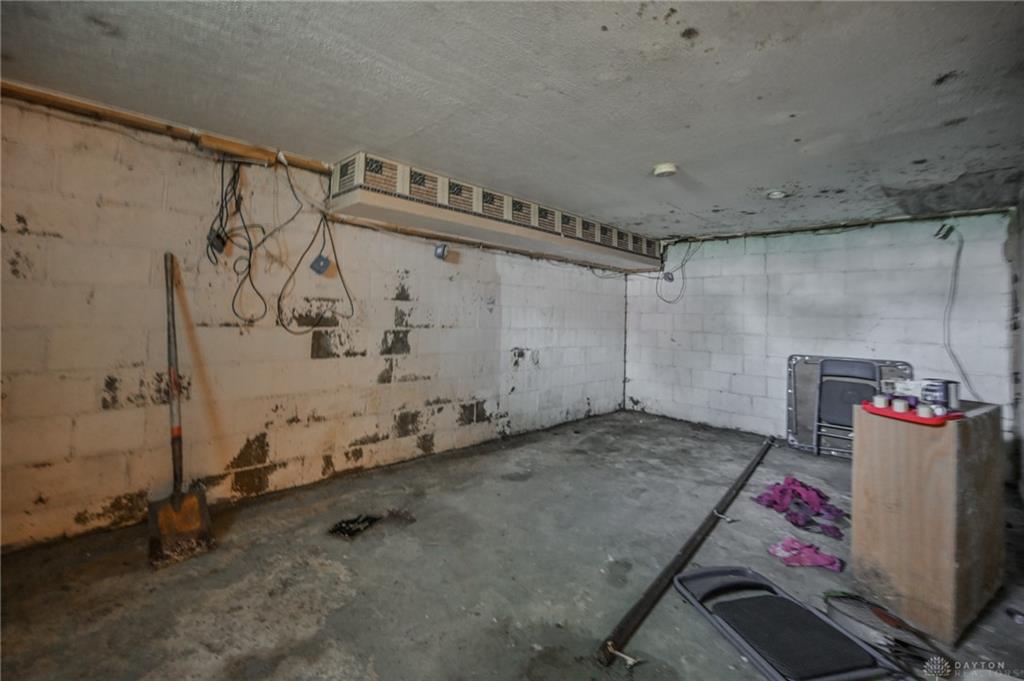 505 Sidney Property Photo 23