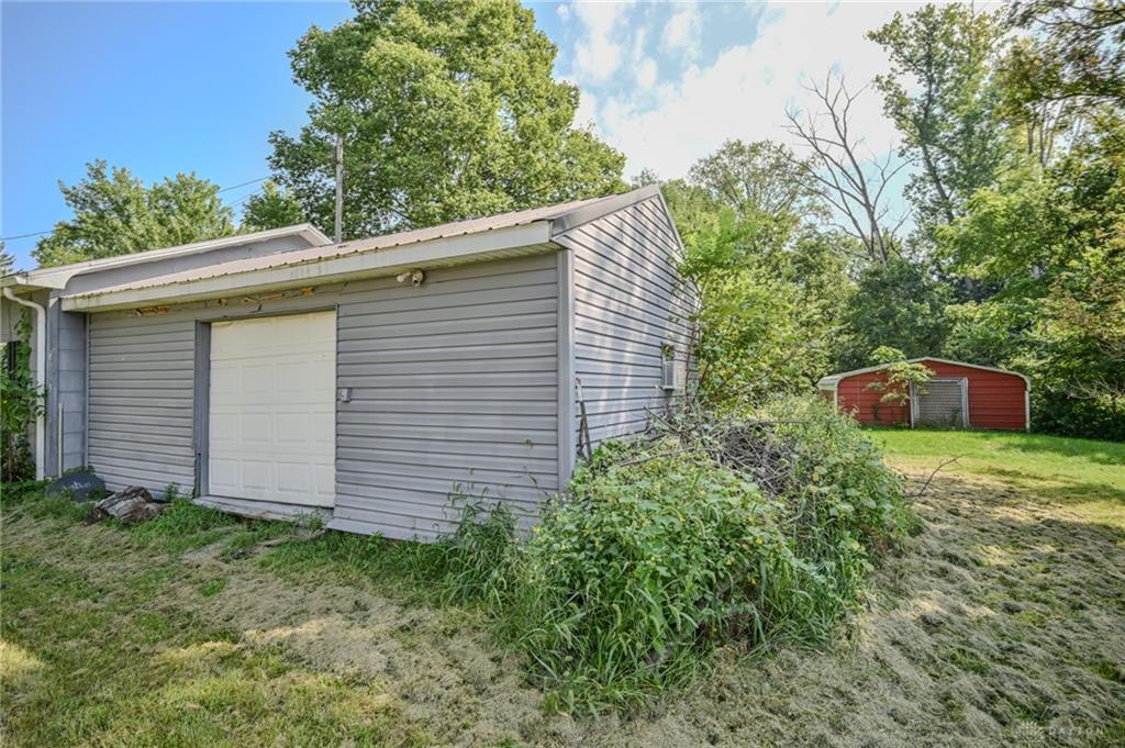 505 Sidney Property Photo 31